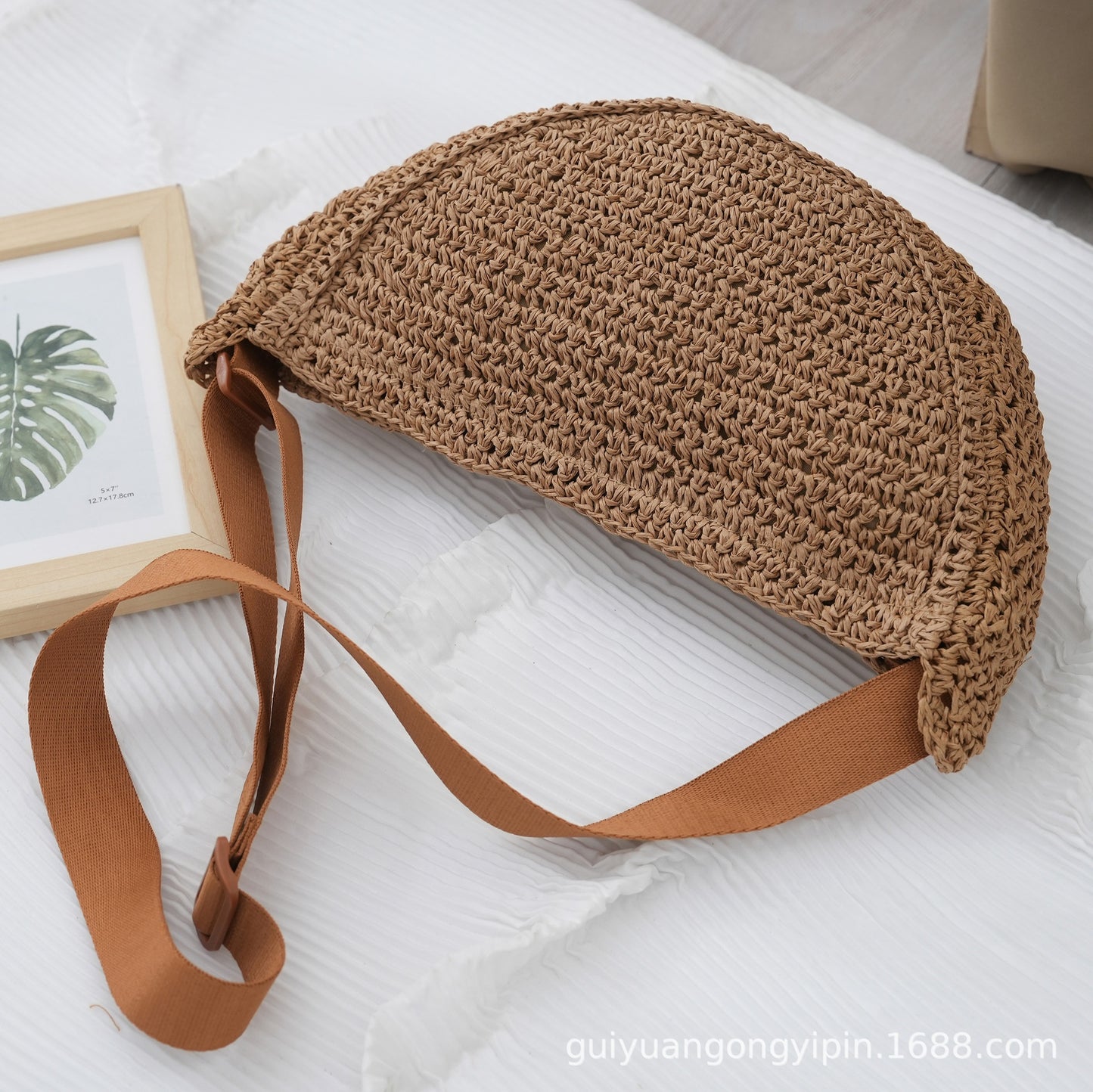 Handmade Woven Rattan Crossbody Bag Semicircle Dumpling Shape Breathable Design