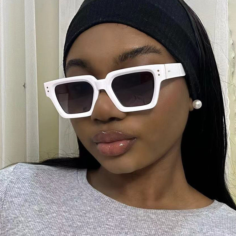 Retro Square Sunglasses UV400 Protection Lightweight Durable Polycarbonate Lens