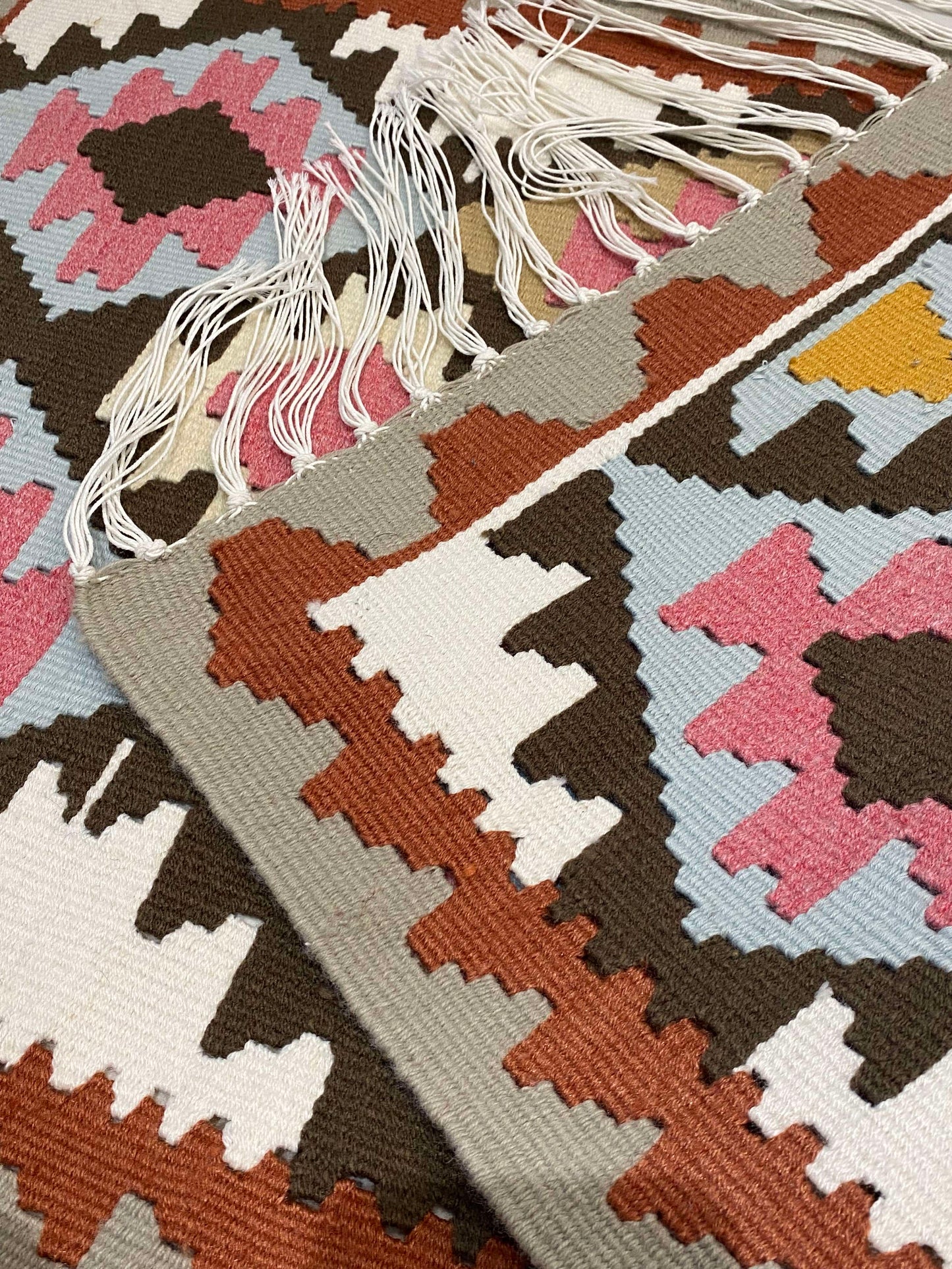 Traditional Ethnic Tribal Qashqai Kilim Rug Handwoven Flatweave Cotton Edge Fringes