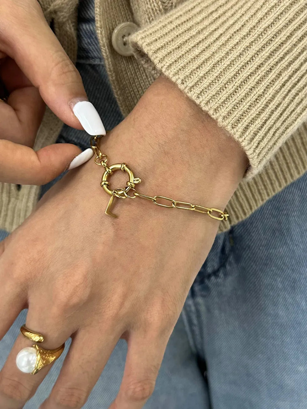 18K Gold-Plated Stainless Steel Letter L Bracelet Fashion Jewellery for Women