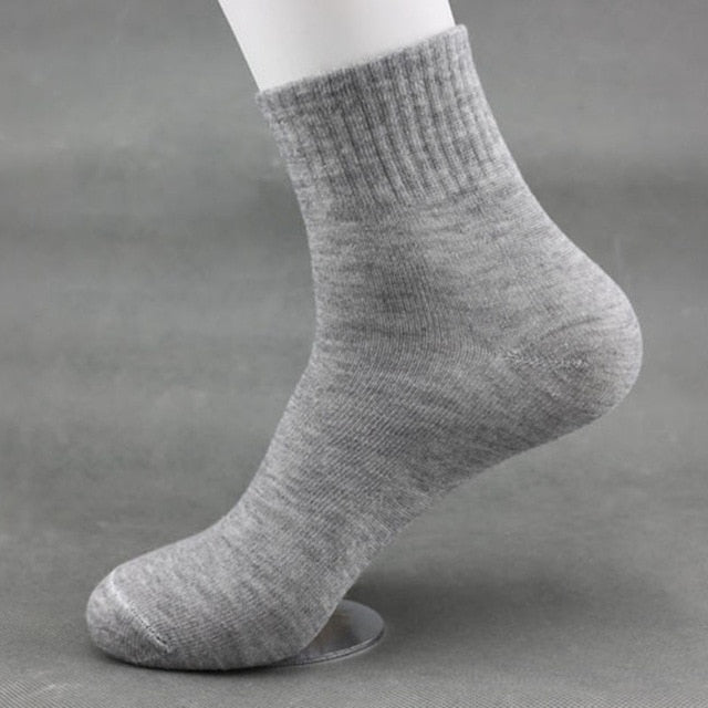Basics 5 Pairs Men’s Socks, Breathable, Non-Slip, All-Season, Size 39-43 Casual Sock