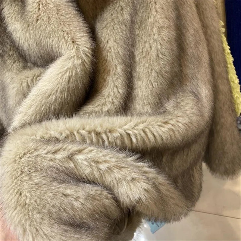 Women's Oversized Loose Faux Fur Jacket Luxurious Warm Fuzzy Plush Coat