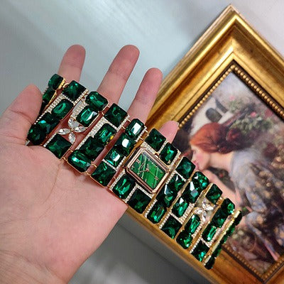 Ladies Zircon Gemstone Bracelet Watch Vintage 18cm Wrist Timekeeper Elegance