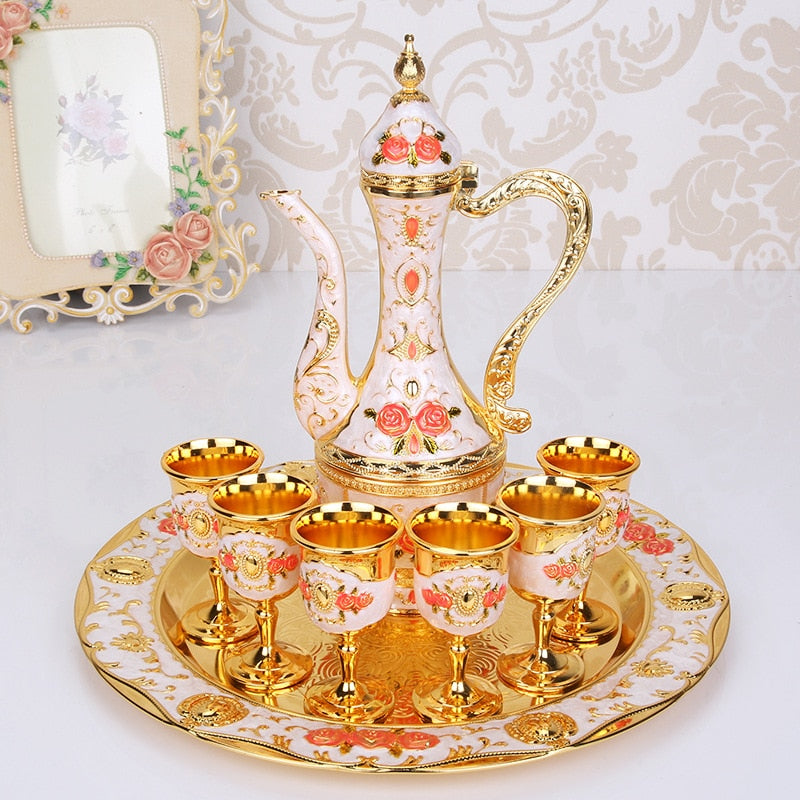 Retro Palace Wine Set Zinc Alloy Gold and Silver Plated 8-Piece Gift Set with Tray