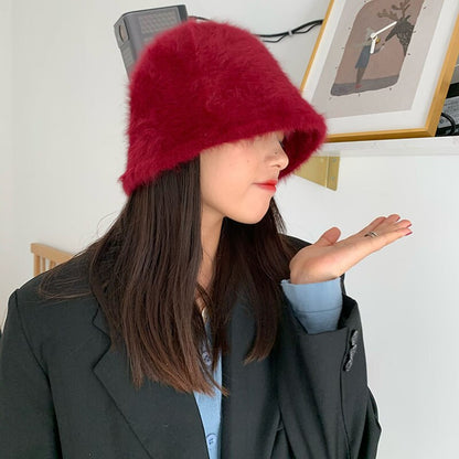 Ladies' Rabbit Fur Knitted Winter Bucket Hat for Stylish Cold Weather Comfort
