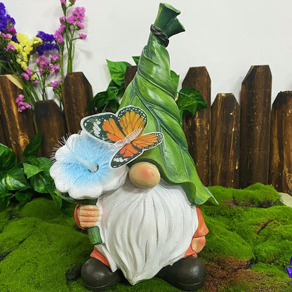 Solar Powered Garden Gnome Lamp, Resin Outdoor Decor with Flower and Butterfly
