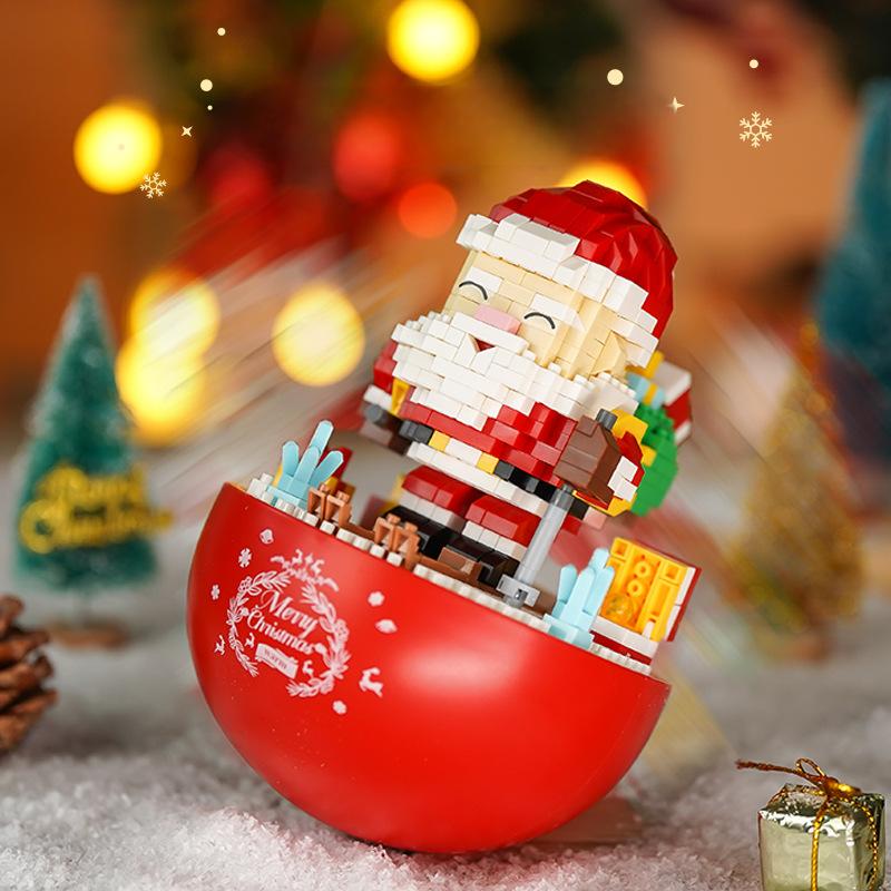701Pcs Santa Claus Tumbler DIY Christmas Building Blocks Festive Holiday Gift Decor