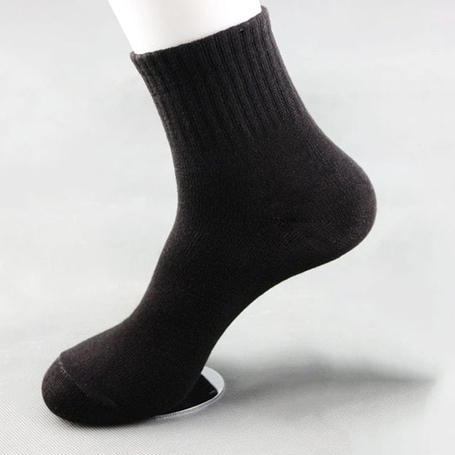 Basics 5 Pairs Men’s Socks, Breathable, Non-Slip, All-Season, Size 39-43 Casual Sock