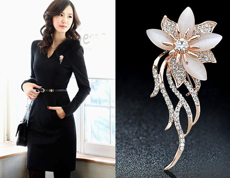 Opal Stone Flower Brooch Pin Elegant Women’s Jewellery Accessory