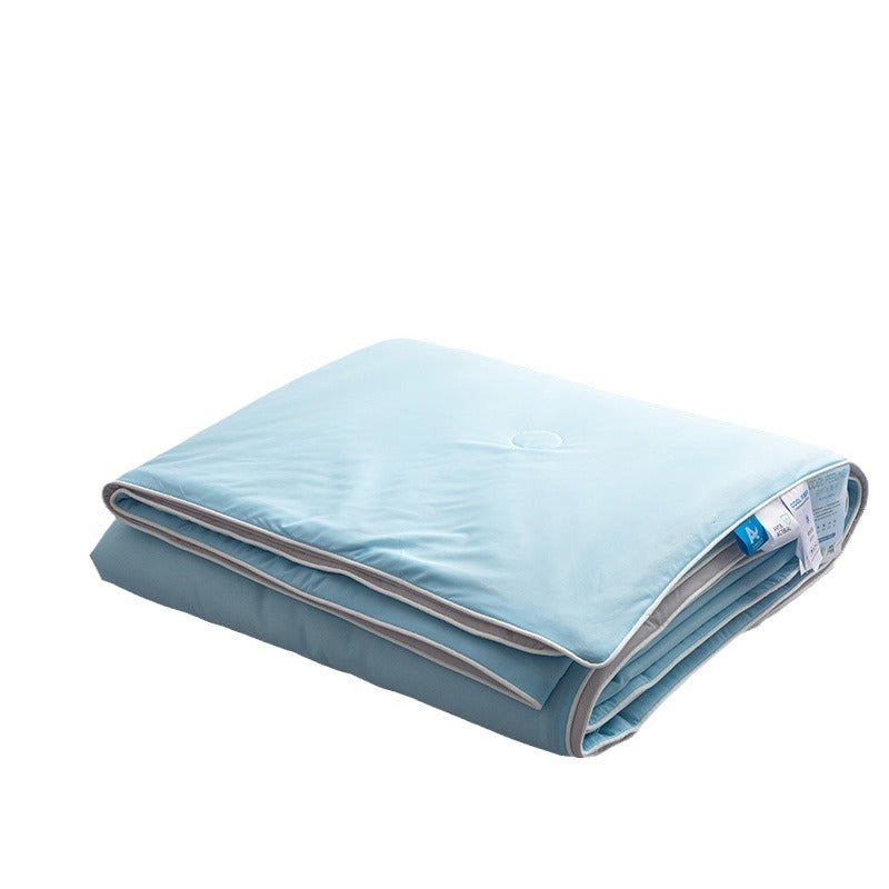 Lightweight Cool Silk Summer Cooling Blanket Breathable Soft Quilt 2 Sizes