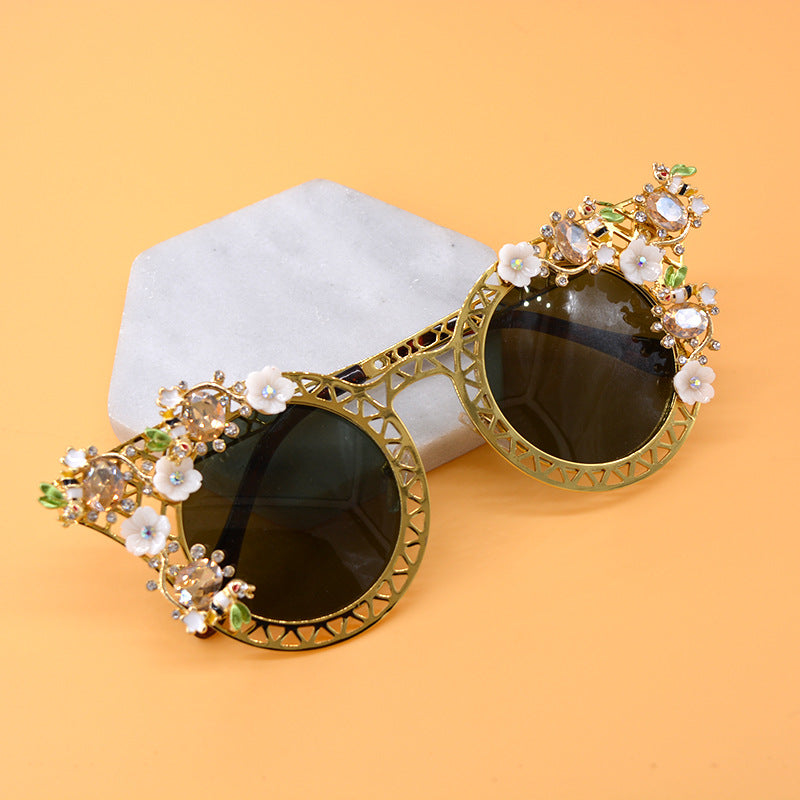 Baroque Floral Folding Sunglasses Women UV Protection Lightweight Travel Wear
