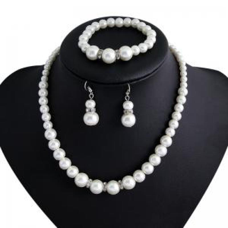 3pc Pearl Jewellery Set Necklace Earrings & Bracelet Women’s Jewellery