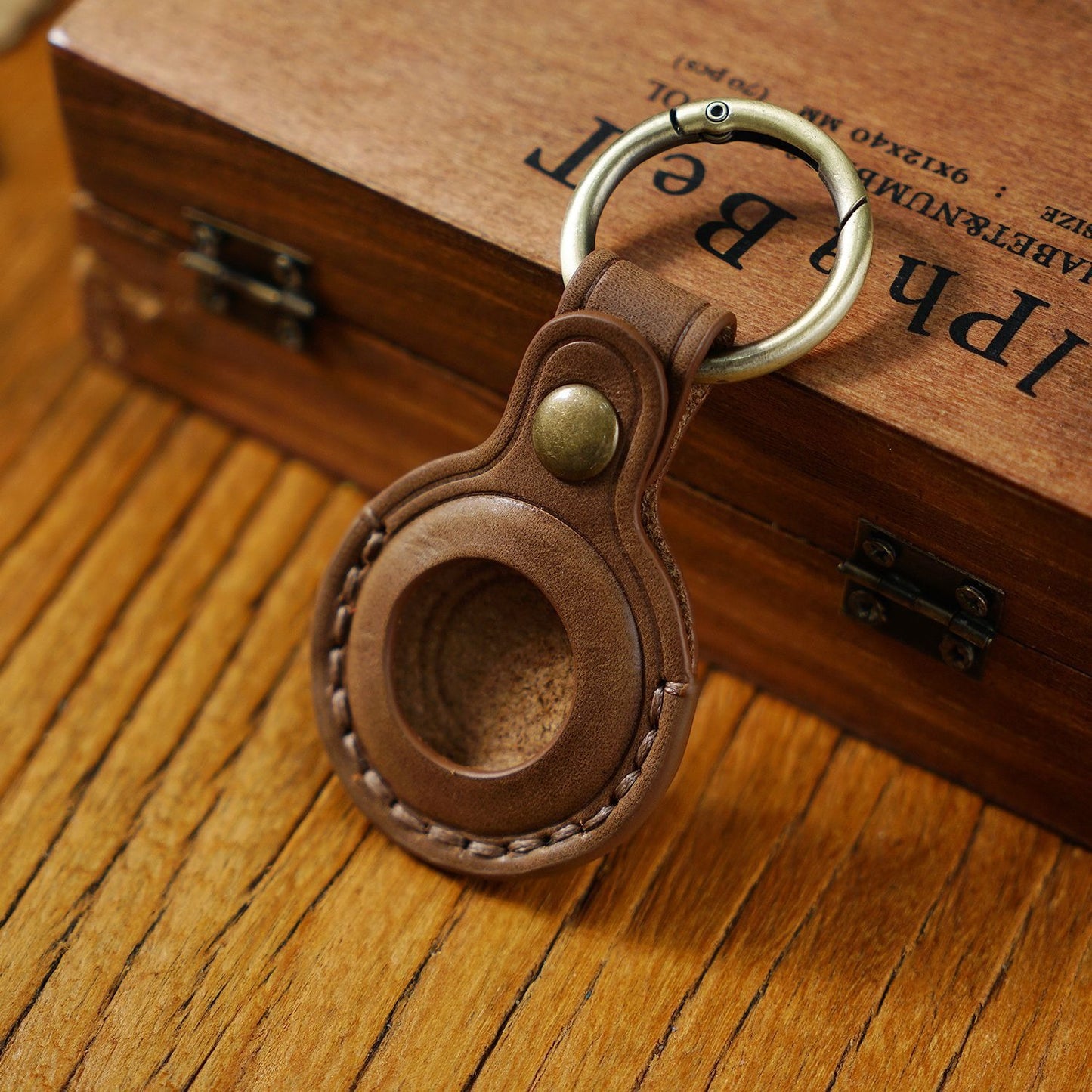 Top Layer Leather Keychain Protective Case for AirTag Cowhide Anti-Loss Holder