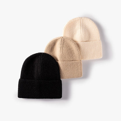 Unisex Knitted Beanie Hat for Winter and Autumn, Warm Outdoor Fashion Accessory
