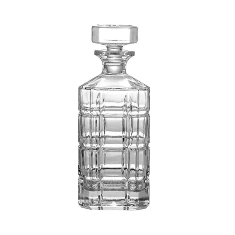 Luxury 750ML Lead-Free Crystal Glass Whiskey Decanter Essential Home Bar Item