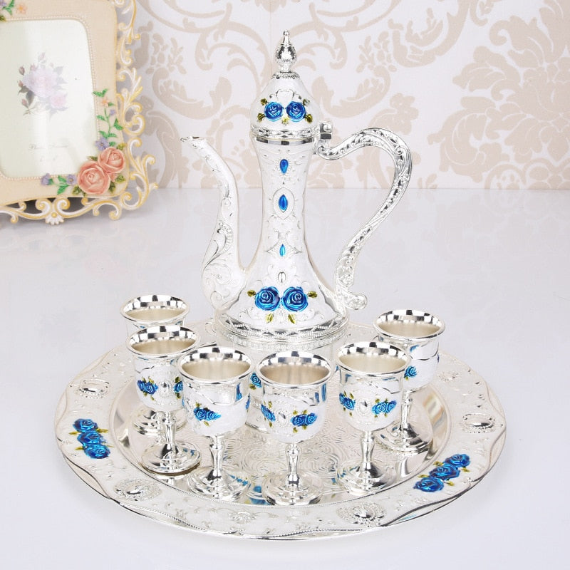 Retro Palace Wine Set Zinc Alloy Gold and Silver Plated 8-Piece Gift Set with Tray