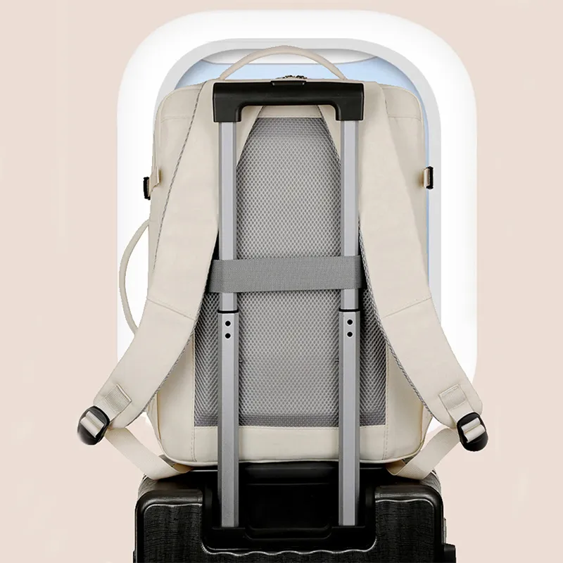 Large Capacity Business Travel Backpack Durable Multiple Pockets USB Interface