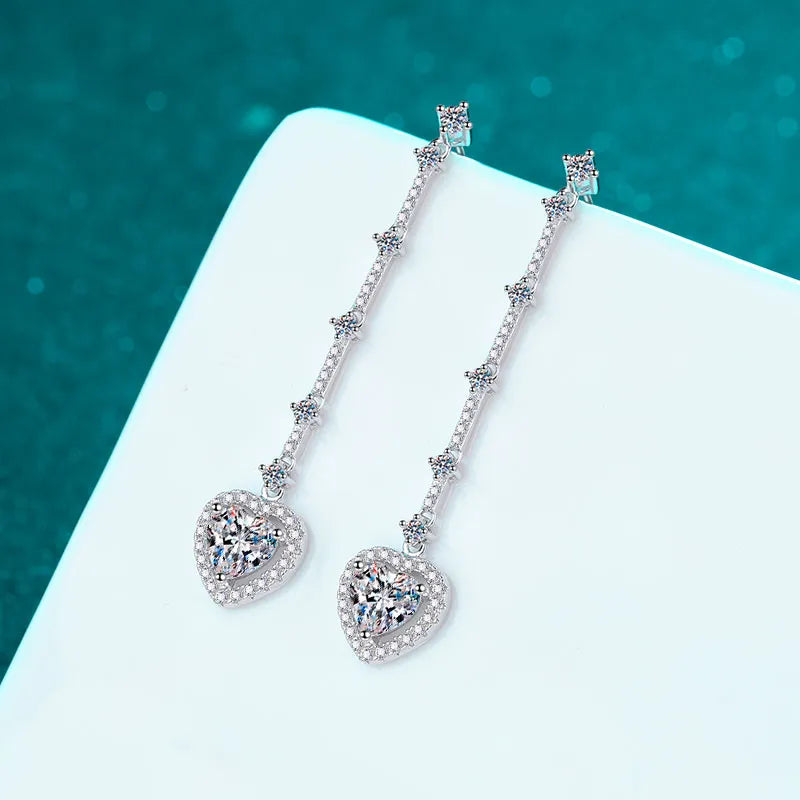 Sterling Silver Heart Earrings 2 Carat Moissanite Zircon High-Quality Accessory