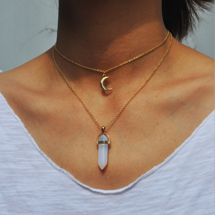 Natural Stone Quartz Stone Moon Choker Crystal Pendant Necklace