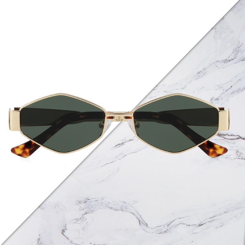 Women's Polarized Sunglasses UV400 Optimal UV Shielding Scratch-Resistant Lens