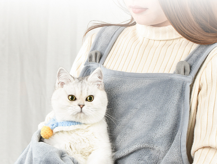 Cat Grooming Apron Durable Polyester Non-Stick Hair Resistant Pet Care Essential
