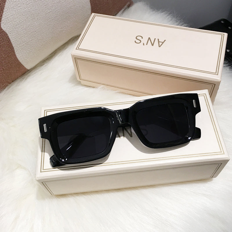 Rectangular Frame Sunglasses UV400 Protection Scratch Resistant Polarized Lens