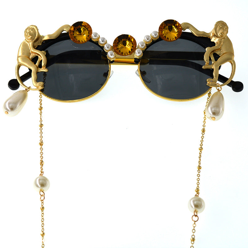 Women's Stylish Carved Monkey Pearl Crystal Sunglasses European Fashion Eyewear
