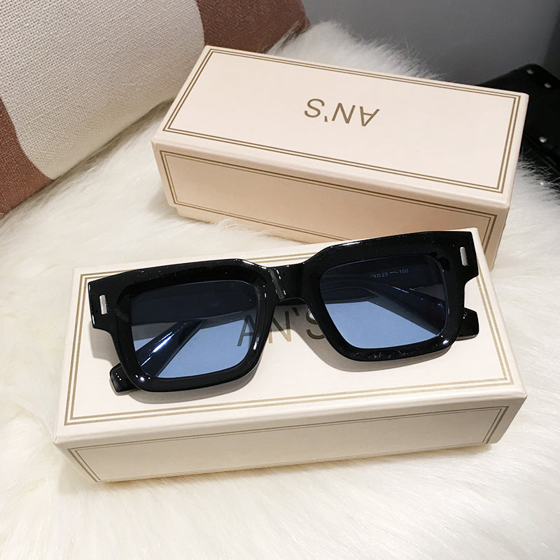 Rectangular Frame Sunglasses UV400 Protection Scratch Resistant Polarized Lens