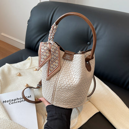 Medium Woven Bucket Shoulder Bag Durable PU Leather Stylish Storage Accessory