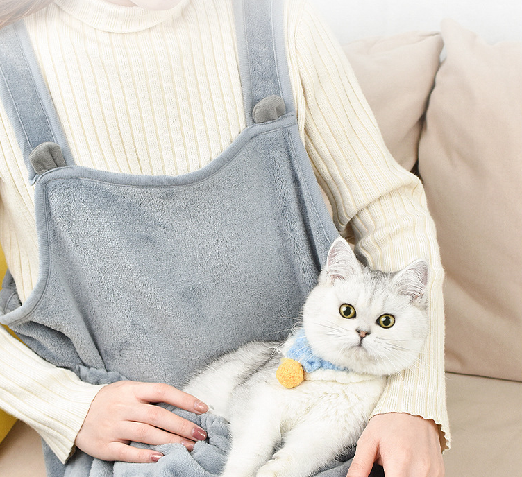 Cat Grooming Apron Durable Polyester Non-Stick Hair Resistant Pet Care Essential