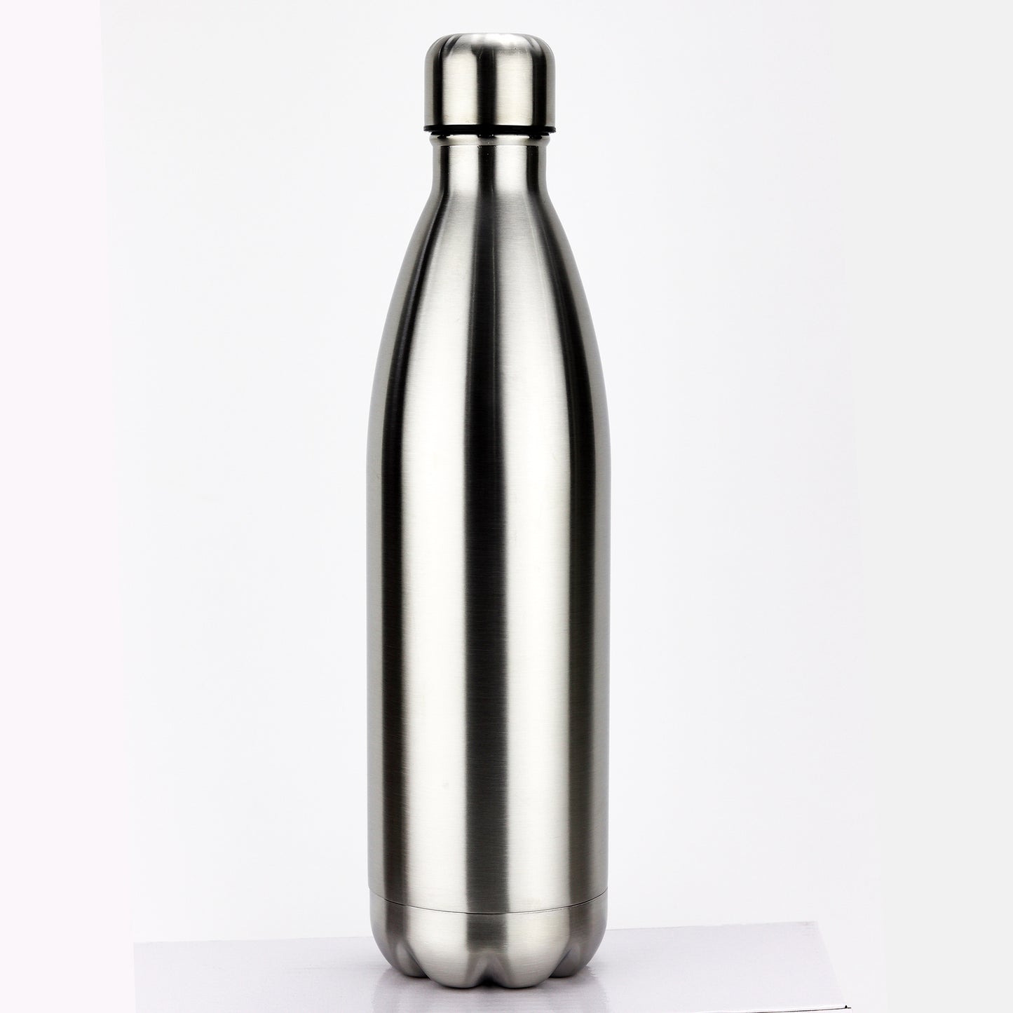 Stainless Steel 750ml Leakproof Insulated Water Bottle for Outdoor Sports Use