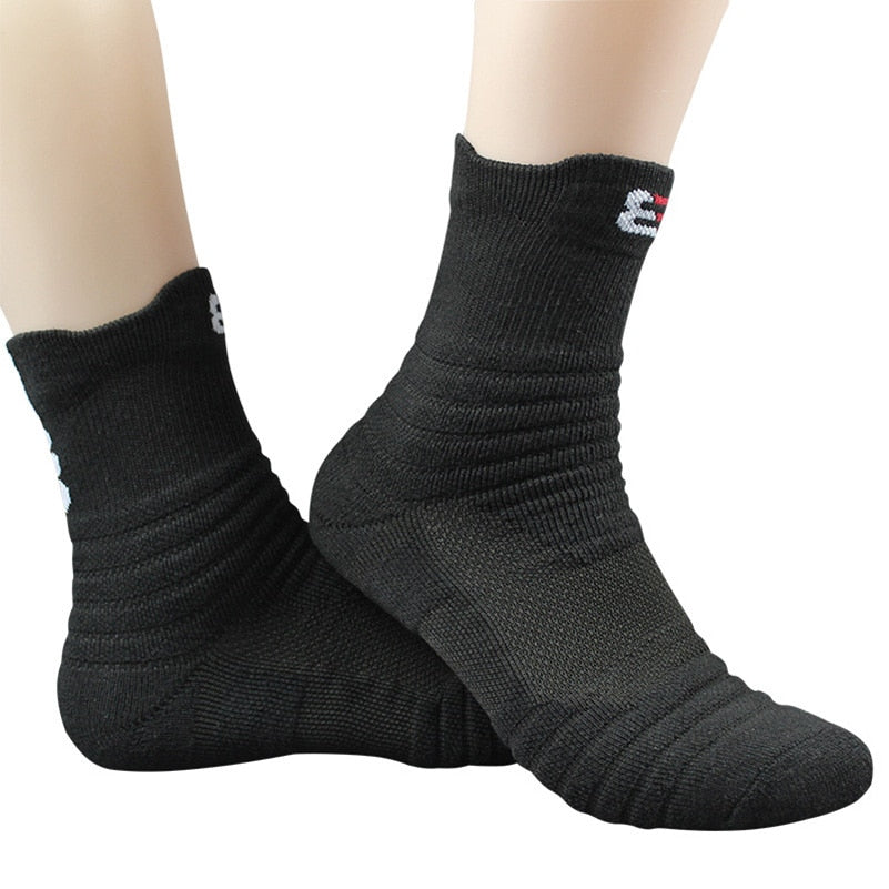 3 Pairs Men’s Thermal Winter Socks, Non-Slip, Sweat-Absorbing, Size 39-45
