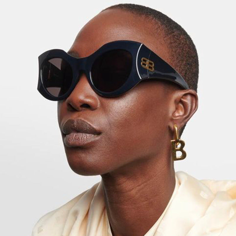 Women's Large Frame Sunglasses Butterfly UV Protection Trendy Retro Style