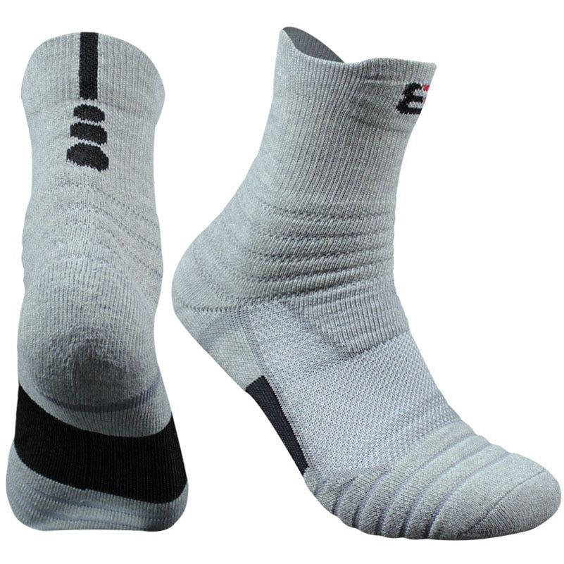 3 Pairs Men’s Thermal Winter Socks, Non-Slip, Sweat-Absorbing, Size 39-45