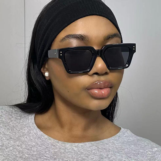 Retro Square Sunglasses UV400 Protection Lightweight Durable Polycarbonate Lens