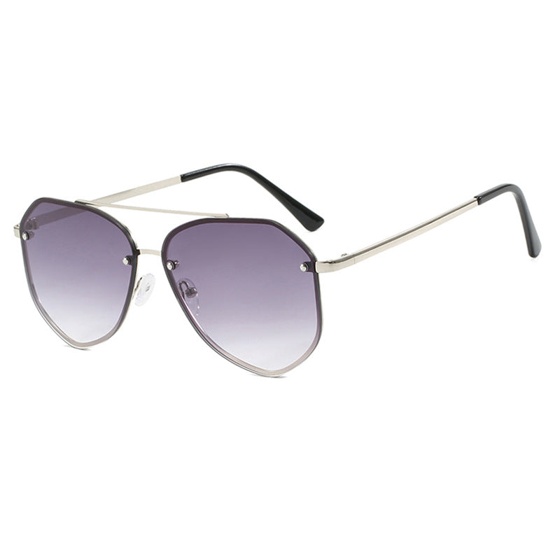 Women's Retro Sunglasses Metal Frame Concave Lens UV400 Sun Protection Stylish