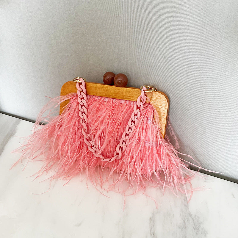 Acrylic Chain Women’s Tassel Banquet Bag Wooden Frame Shaggy Bags