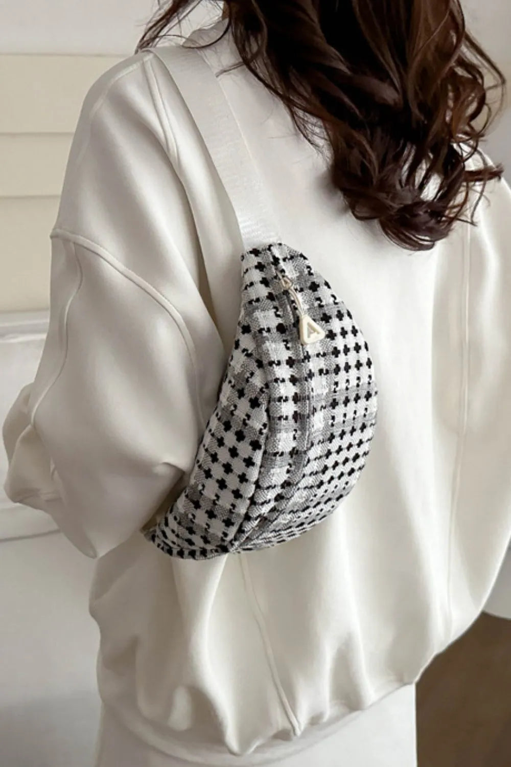 Plaid Wide Strap Crossbody Bag Adjustable Zip Polyester Casual Travel 29.5cm