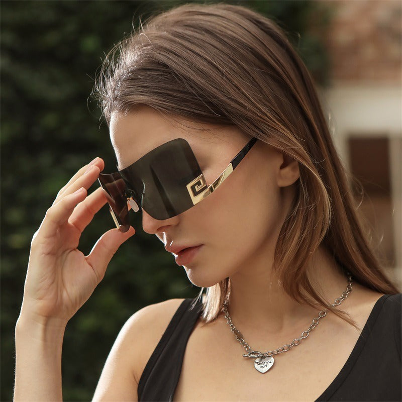 Large Frame Integrated Sunglasses UV400 Metal Arms Durable Unisex Outdoor Use